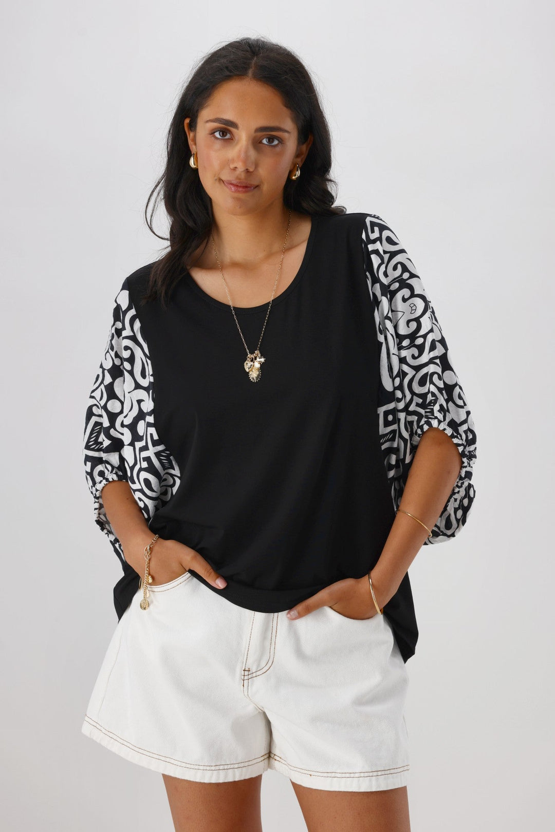 Gloss the Label Ornelle Contrast Sleeve Top Black Natural