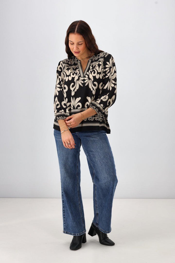 Gloss The Label Zaylee Border Print Top