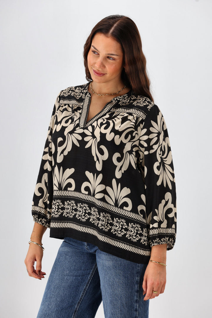 Gloss The Label Zaylee Border Print Top