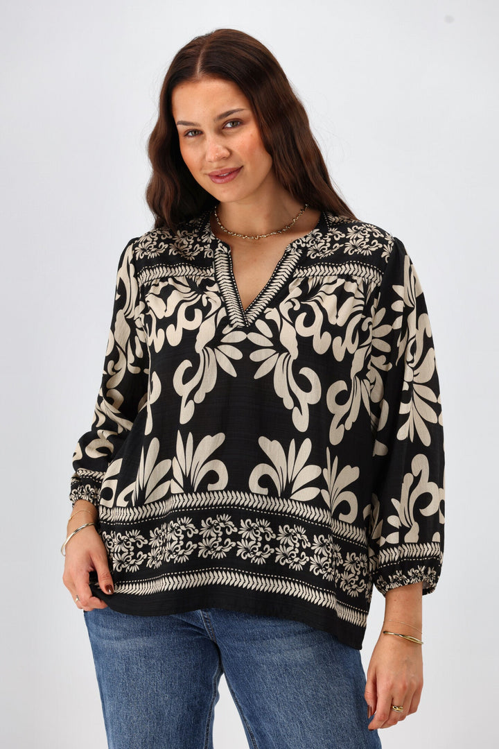 Gloss The Label Zaylee Border Print Top