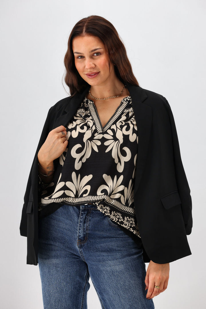 Gloss The Label Zaylee Border Print Top