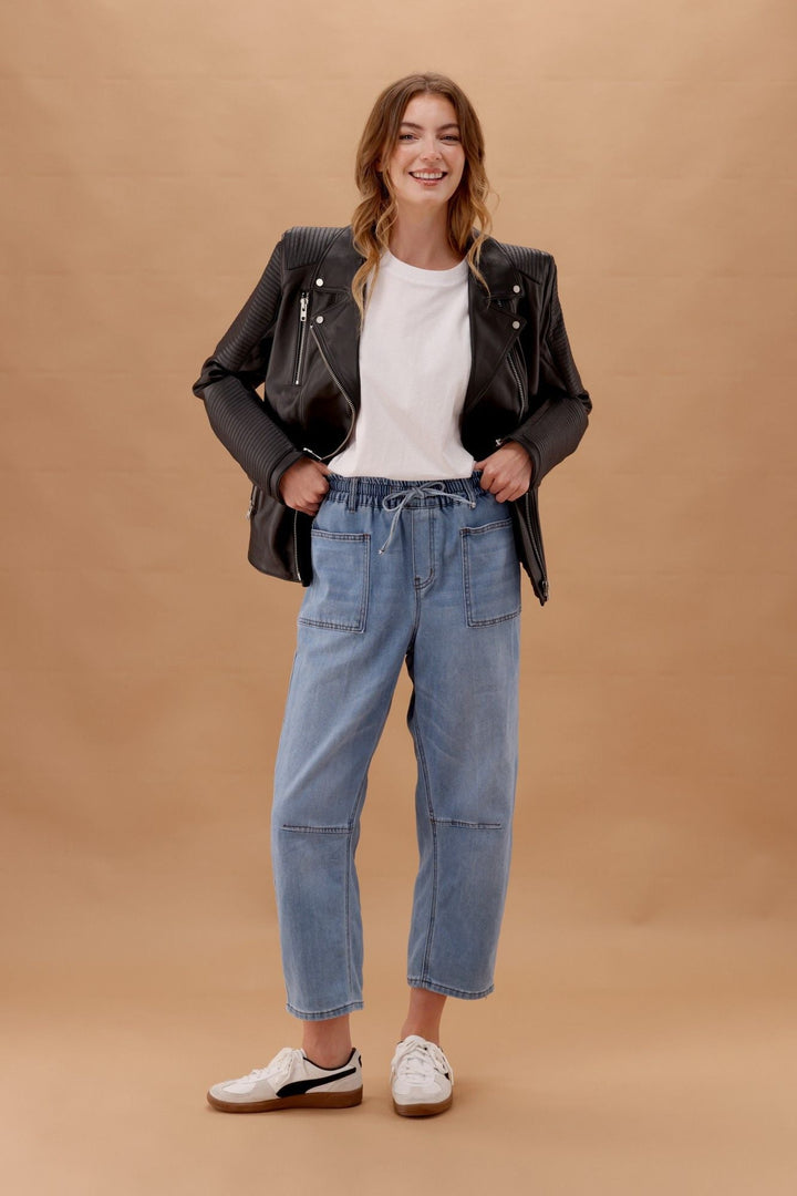 Wakee Barrel Jean Light Blue