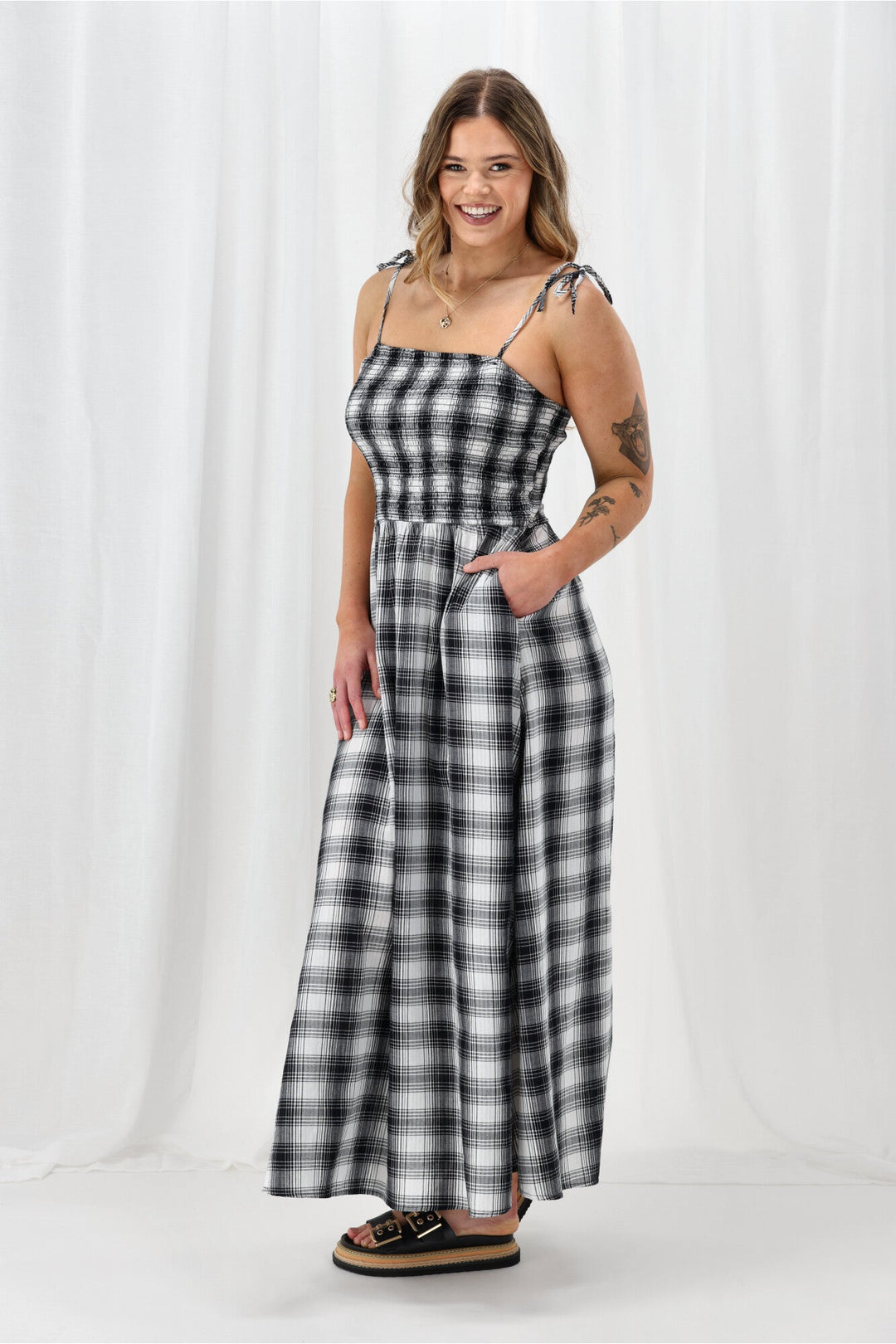 ONLY Onlmaddy Life Maxi Check Smock Dress Black White Check