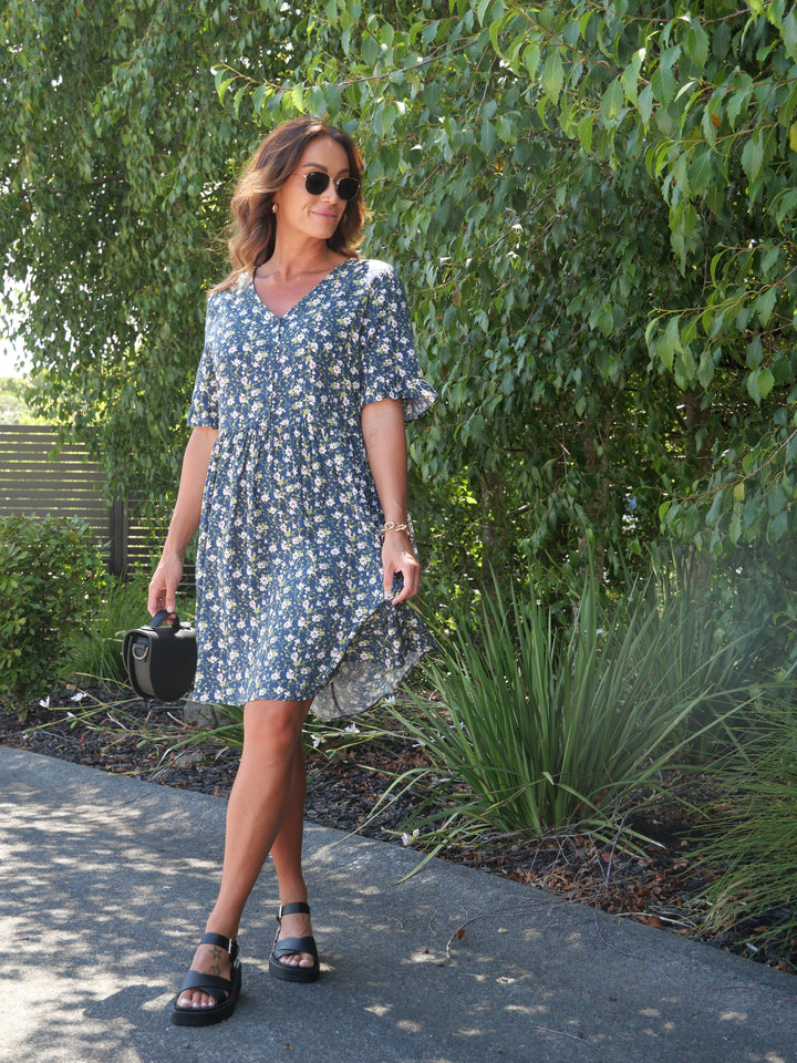 Sacha Frill Sleeve Dress Black Ditsy