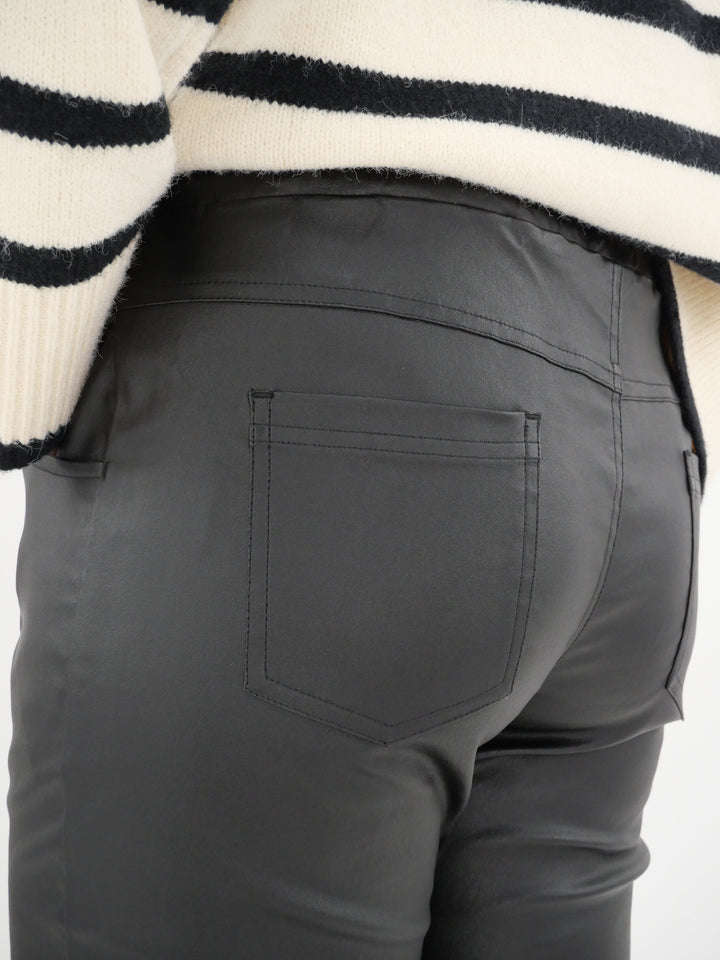 Label Laurent Coated Jogger Black