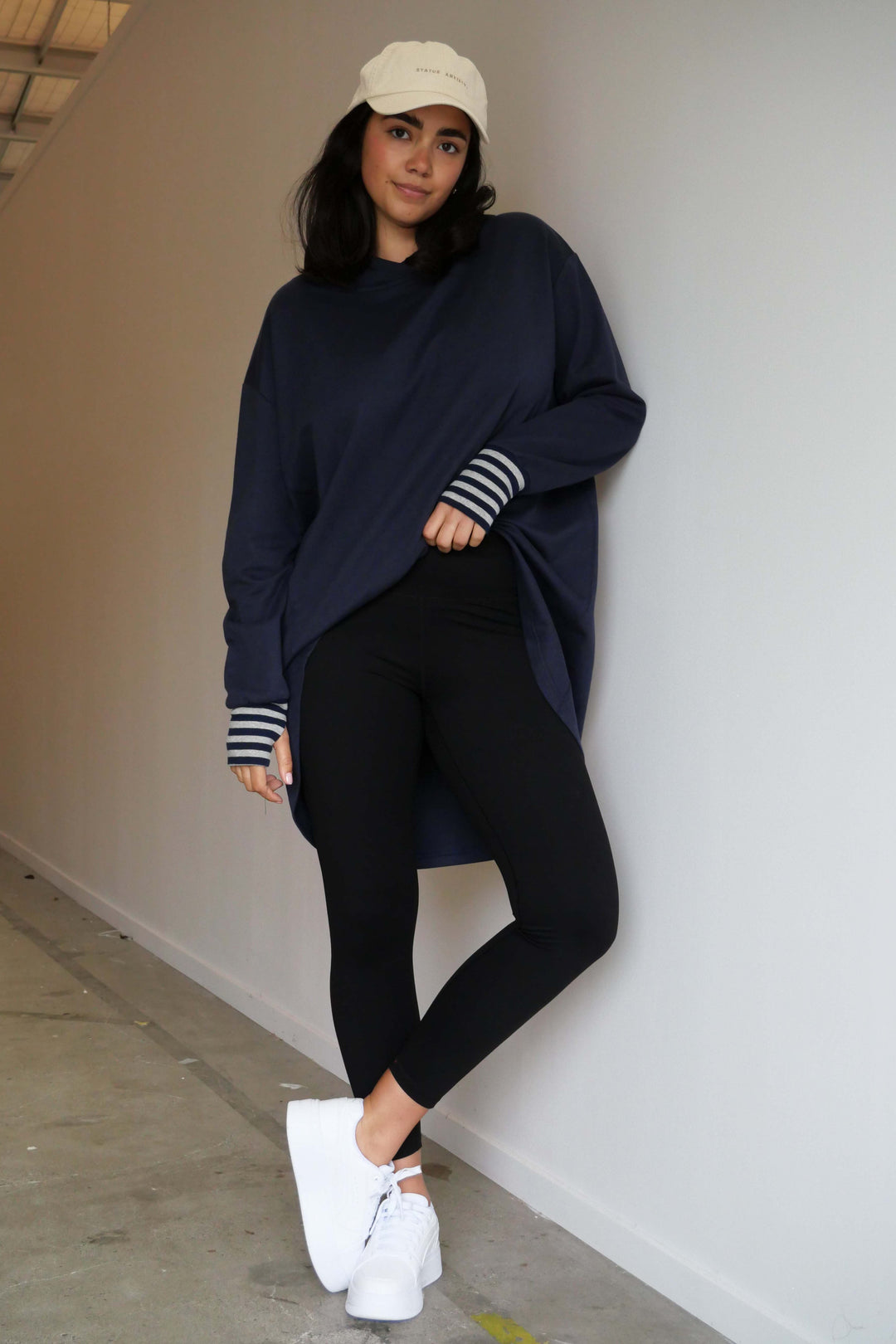 Label Discovery Hoodie Midnight with Stripe Contrast