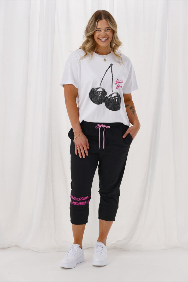 Rebel Club Half Time 3/4 Jogger Black Pink Stripe