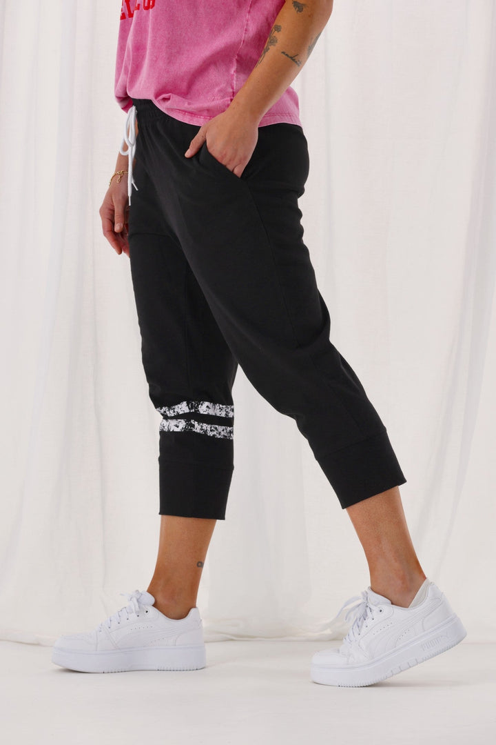 Rebel Club Halftime 3/4 Jogger Black White Stripe