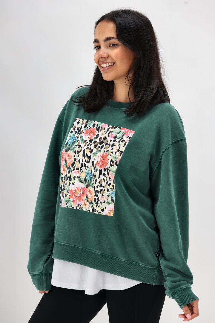 Rebel Club Leopard Dreams Block Crew Washed Green