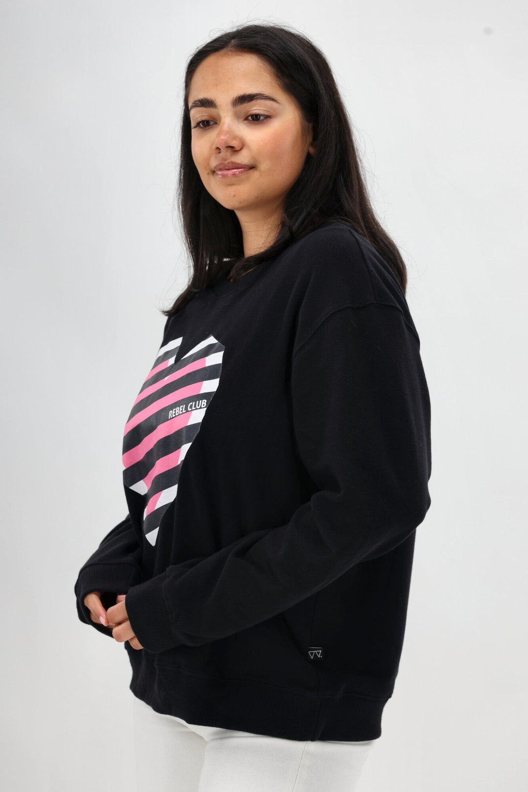 Rebel Club Stripe Heart Crew Black