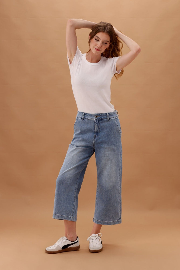 Elm Sidney Cropped Wide Leg Jean Light Blue Wash