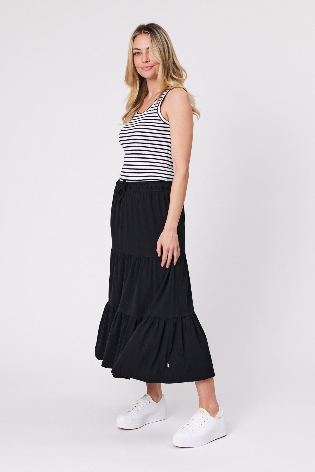Essentials Midi Skirt Black