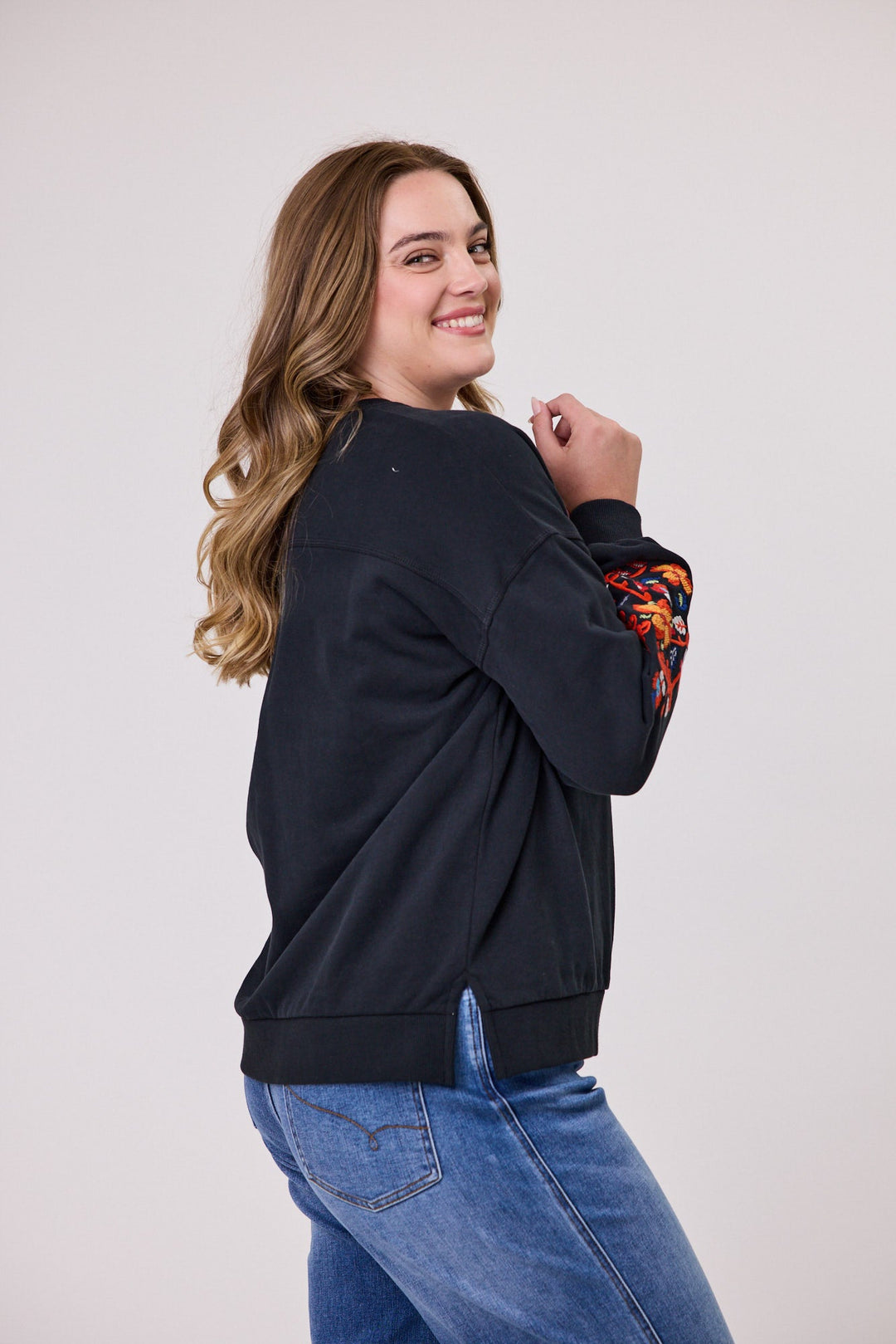 Label Andrew Embroidered Sleeve Sweatshirt Black