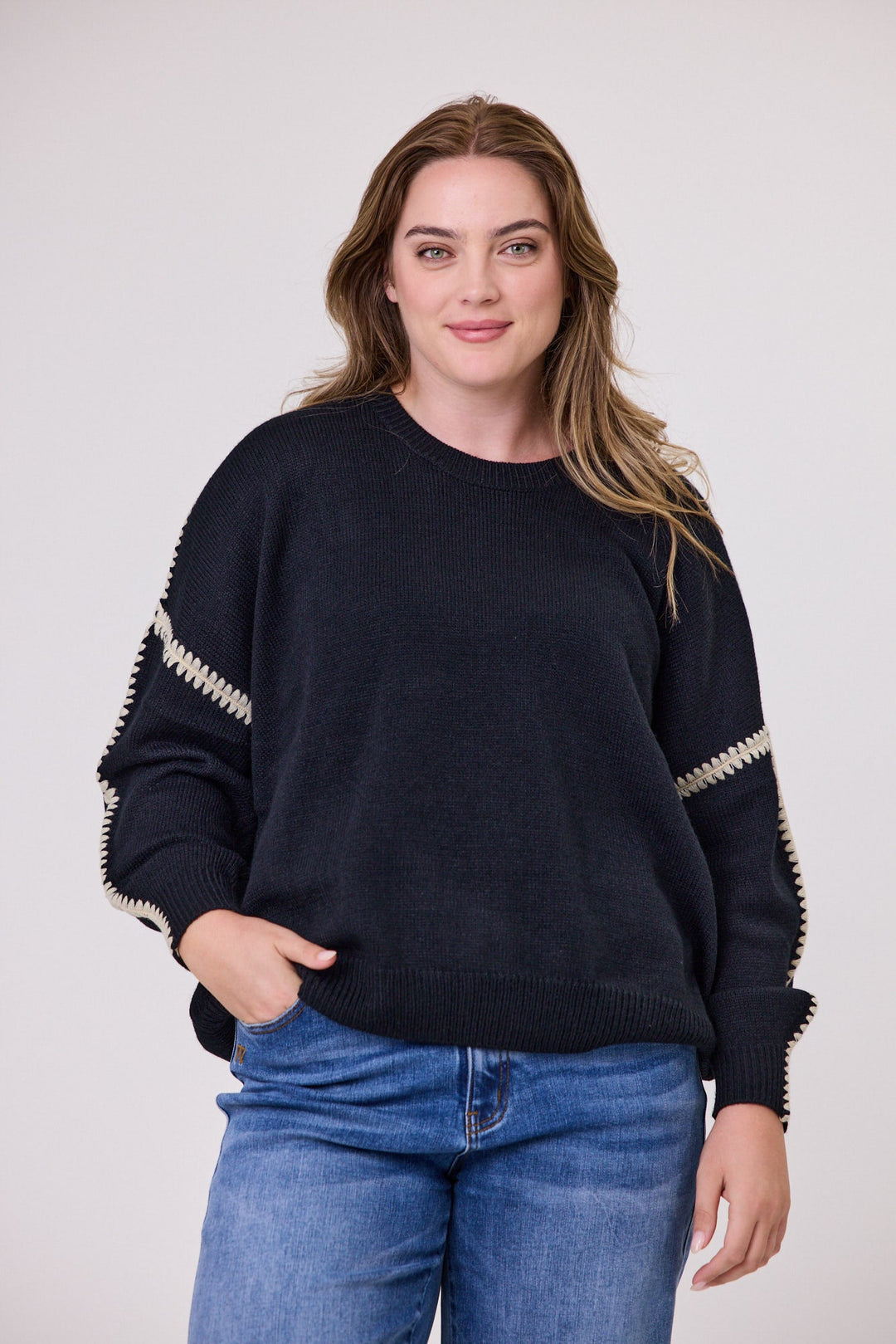 Label Blanket Stitch Sweater Black