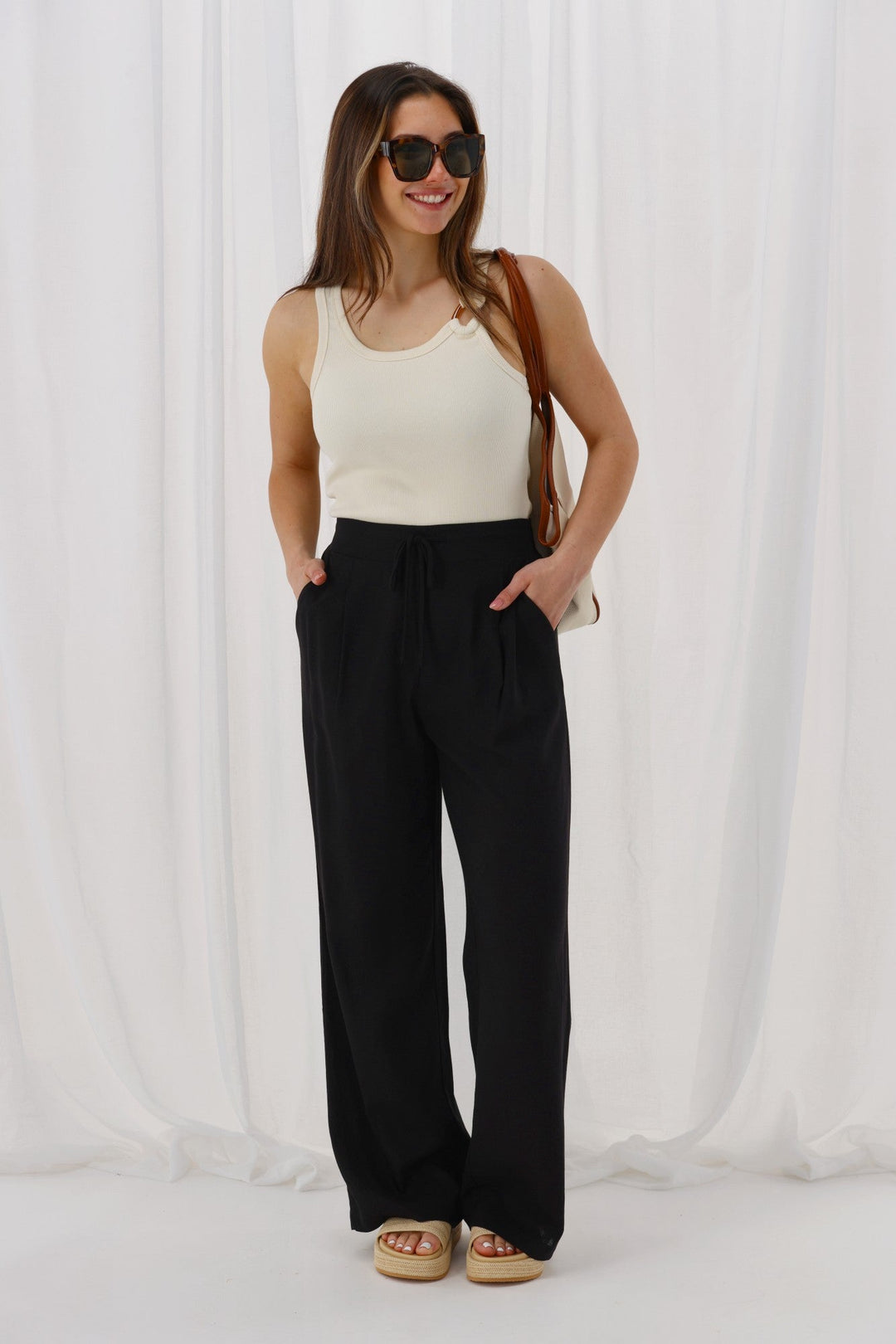 Label Avelina Pants Black