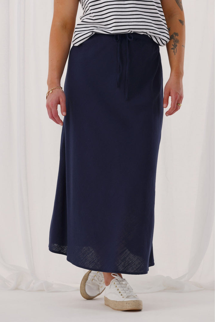 Label Avelina Skirt Navy