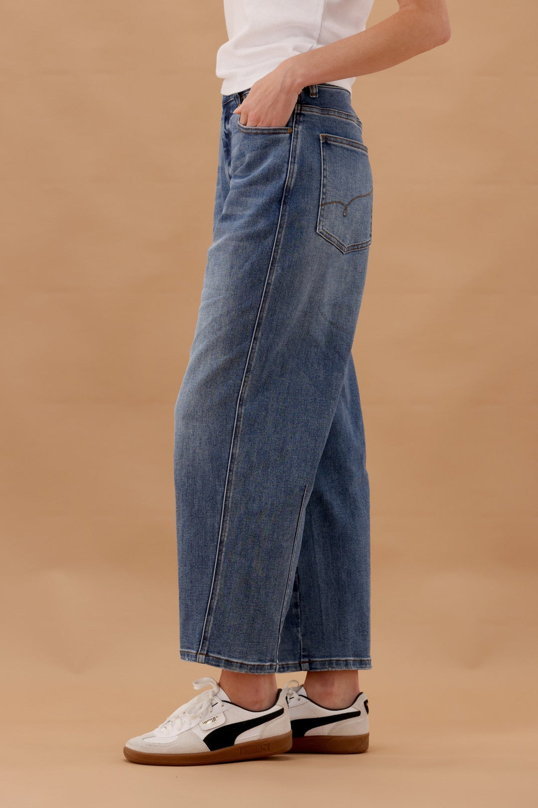 Label Bella Barrel Leg Jean Heritage Blue