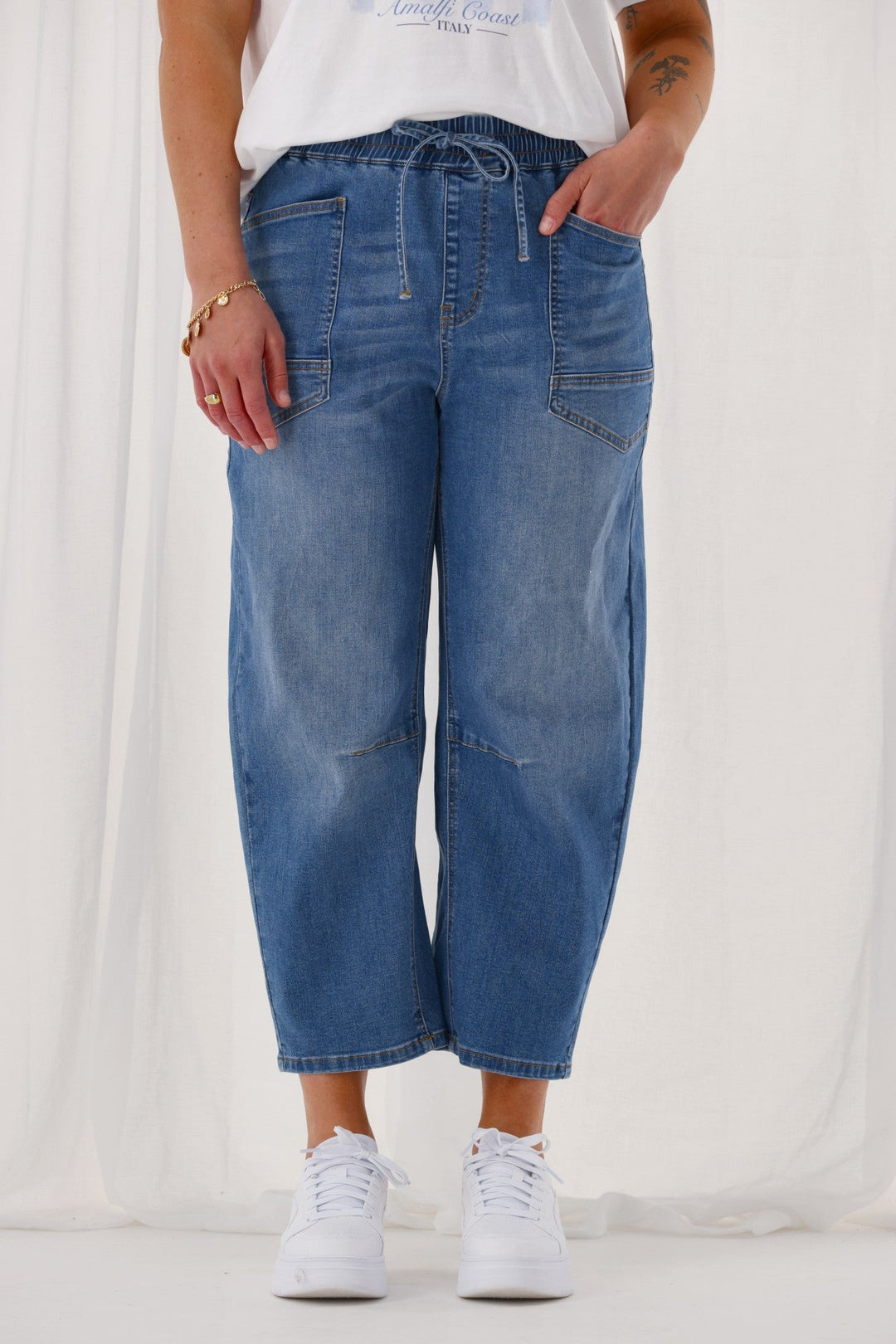 Label Brooke Barrel Leg Denim Jogger
