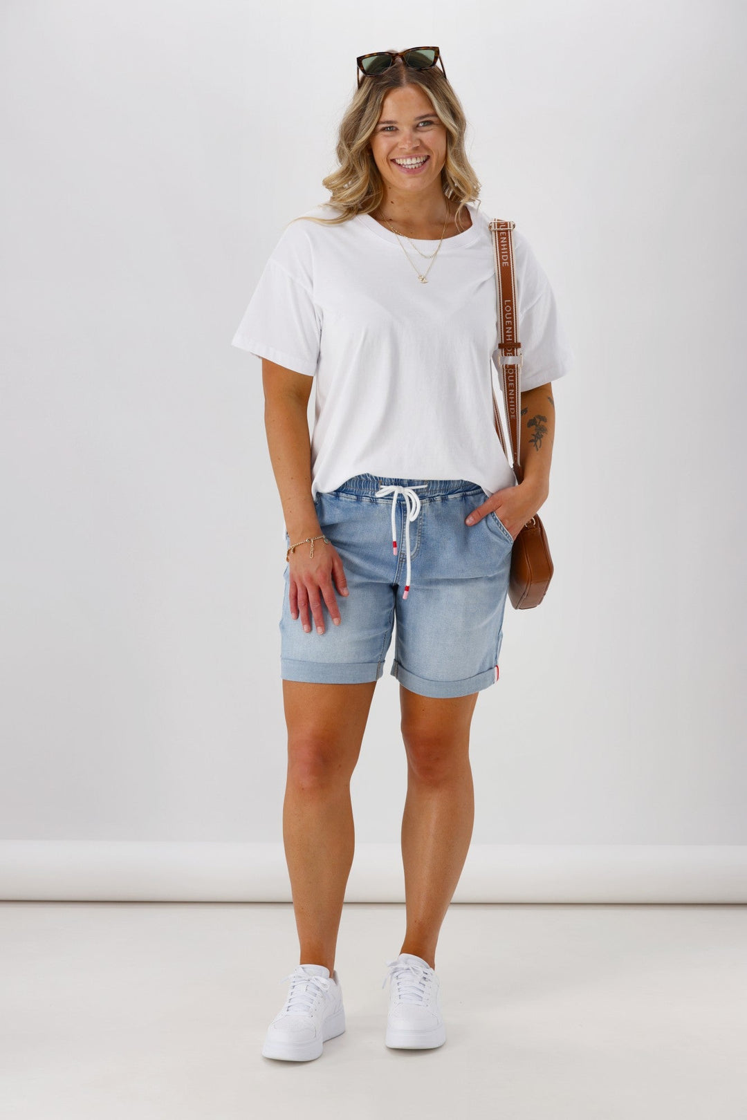Label Cherry Elastic Waist Denim  Short Washed Blue