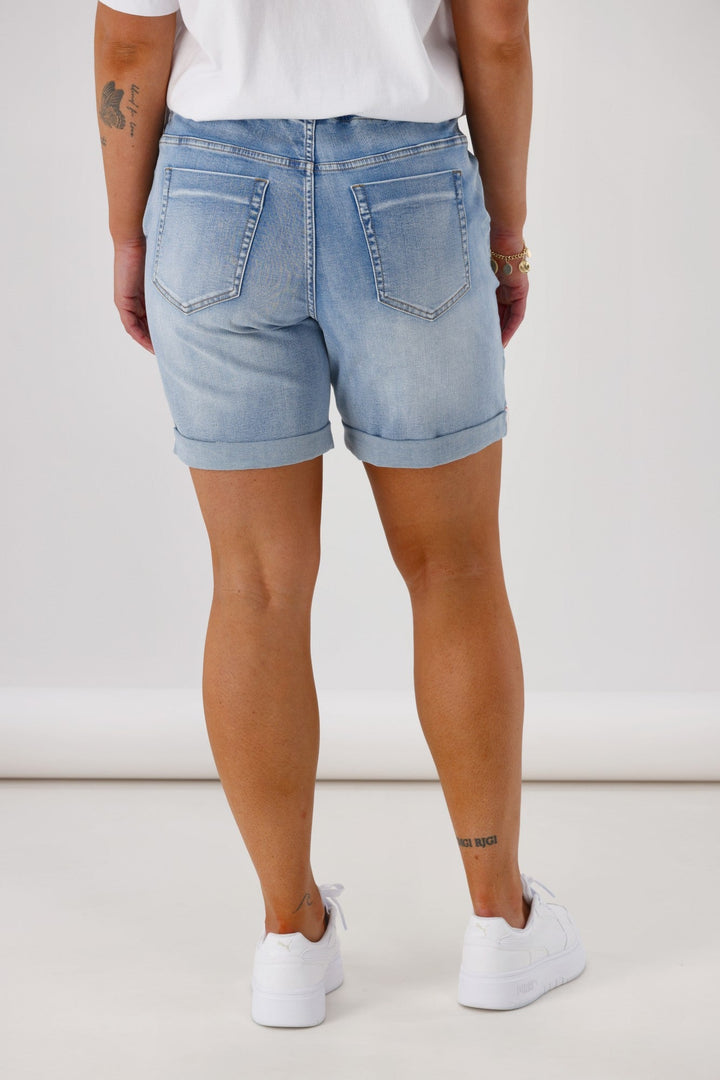 Label Cherry Elastic Waist Denim  Short Washed Blue