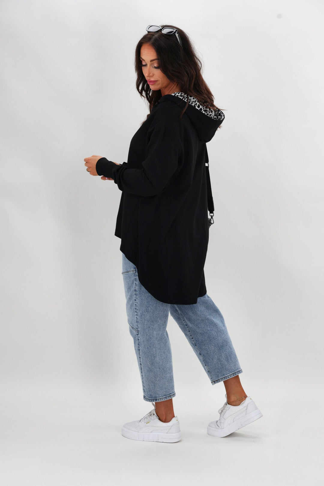 Label Discovery Hoodie Black with animal print