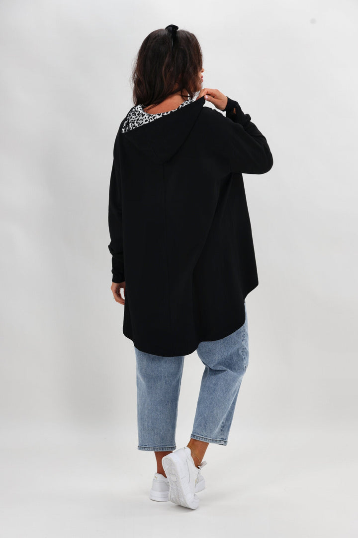 Label Discovery Hoodie Black with animal print