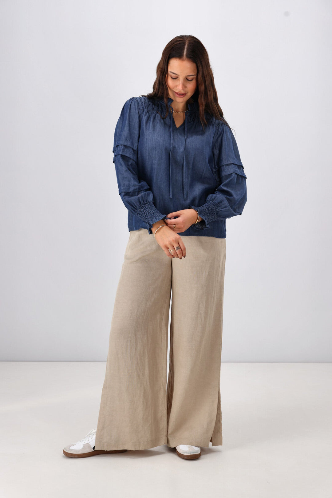 Label Elaina Chambray Tie Detail Top Indigo