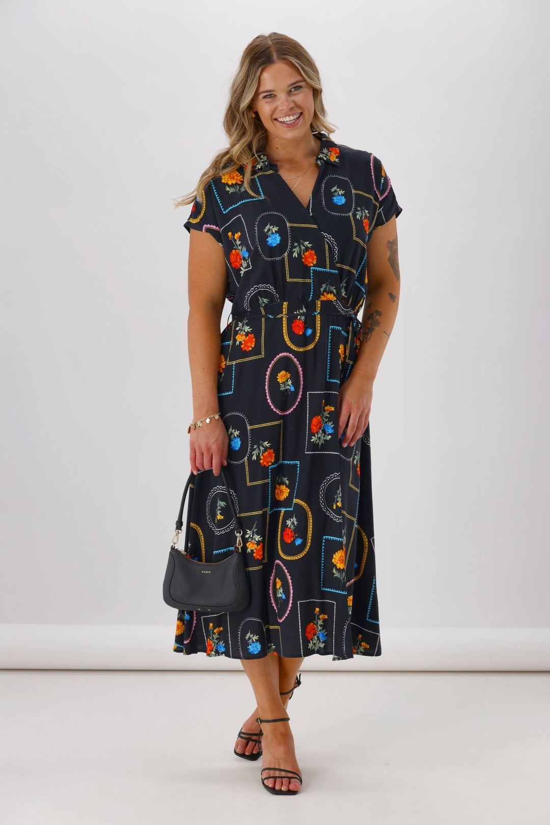 Label Flower Frame Dress Black