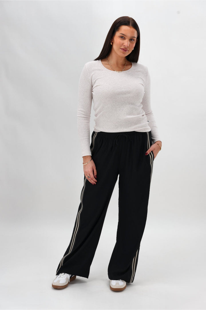 Label Infinity Contrast Stitch Wide Leg Pant Black