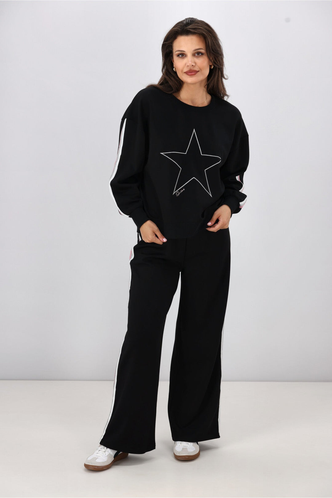 Label Keara Star Crew Black