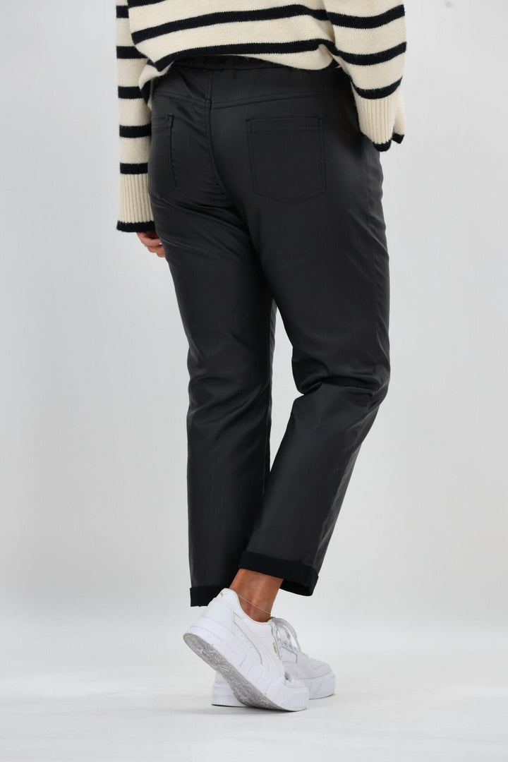 Label Laurent Coated Jogger Black