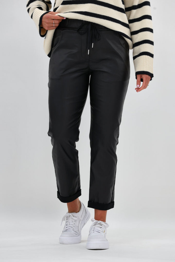 Label Laurent Coated Jogger Black