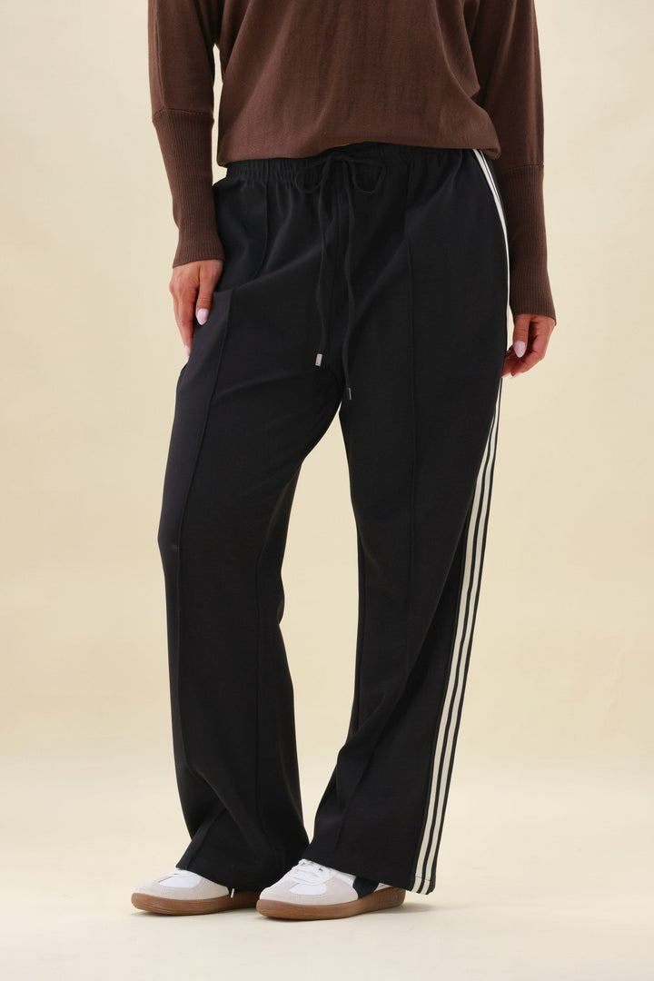 Label Maja Side Stripe Pants Black