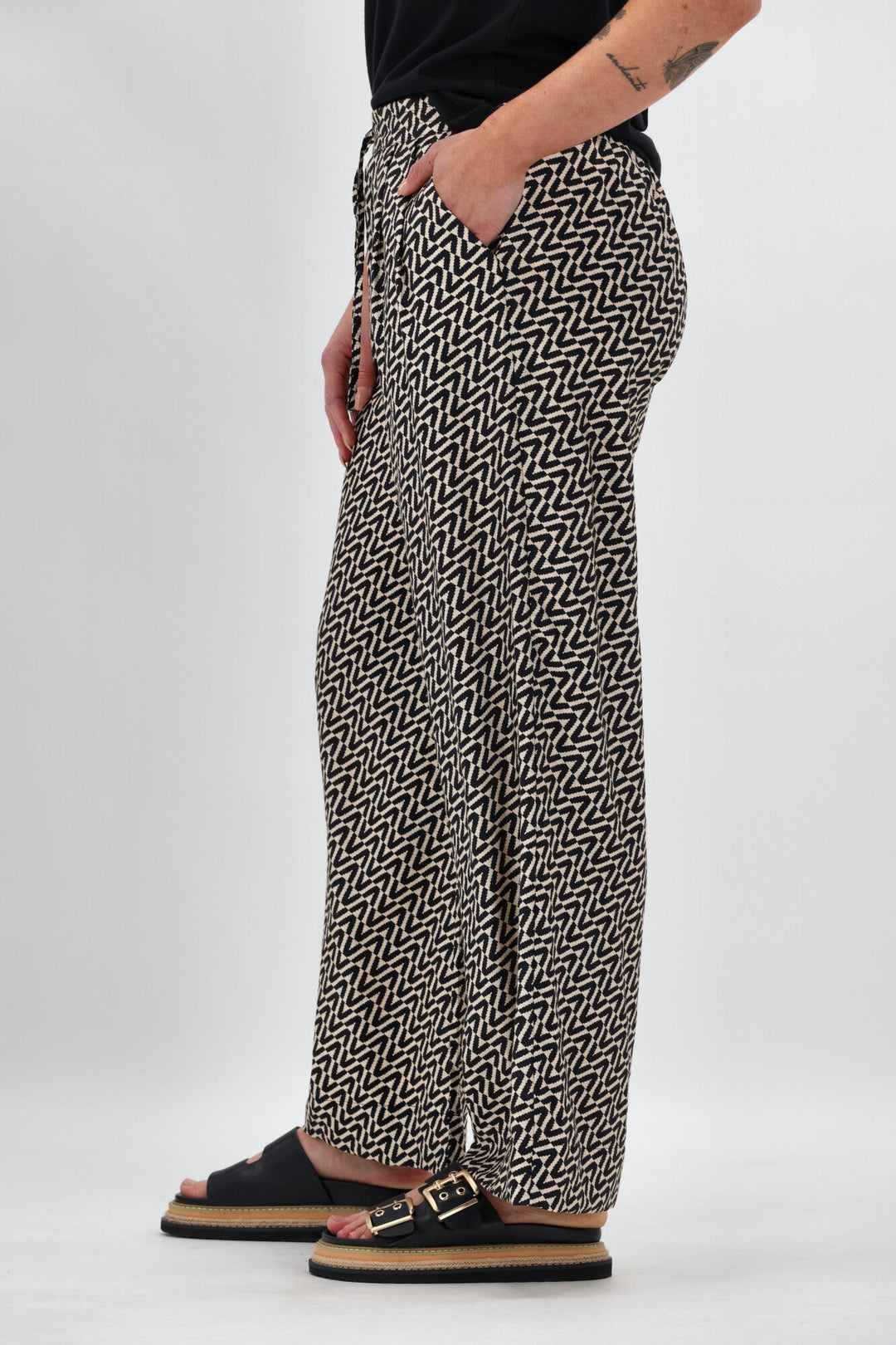 Label Margot Pant Black Natural Geo