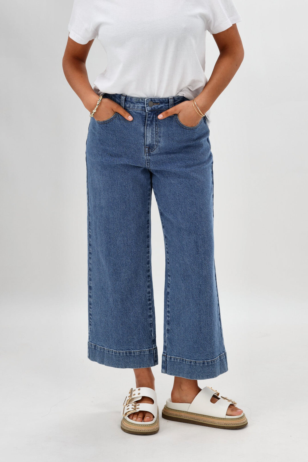 Label Owen Wide Leg Cropped Jean Washed Blue