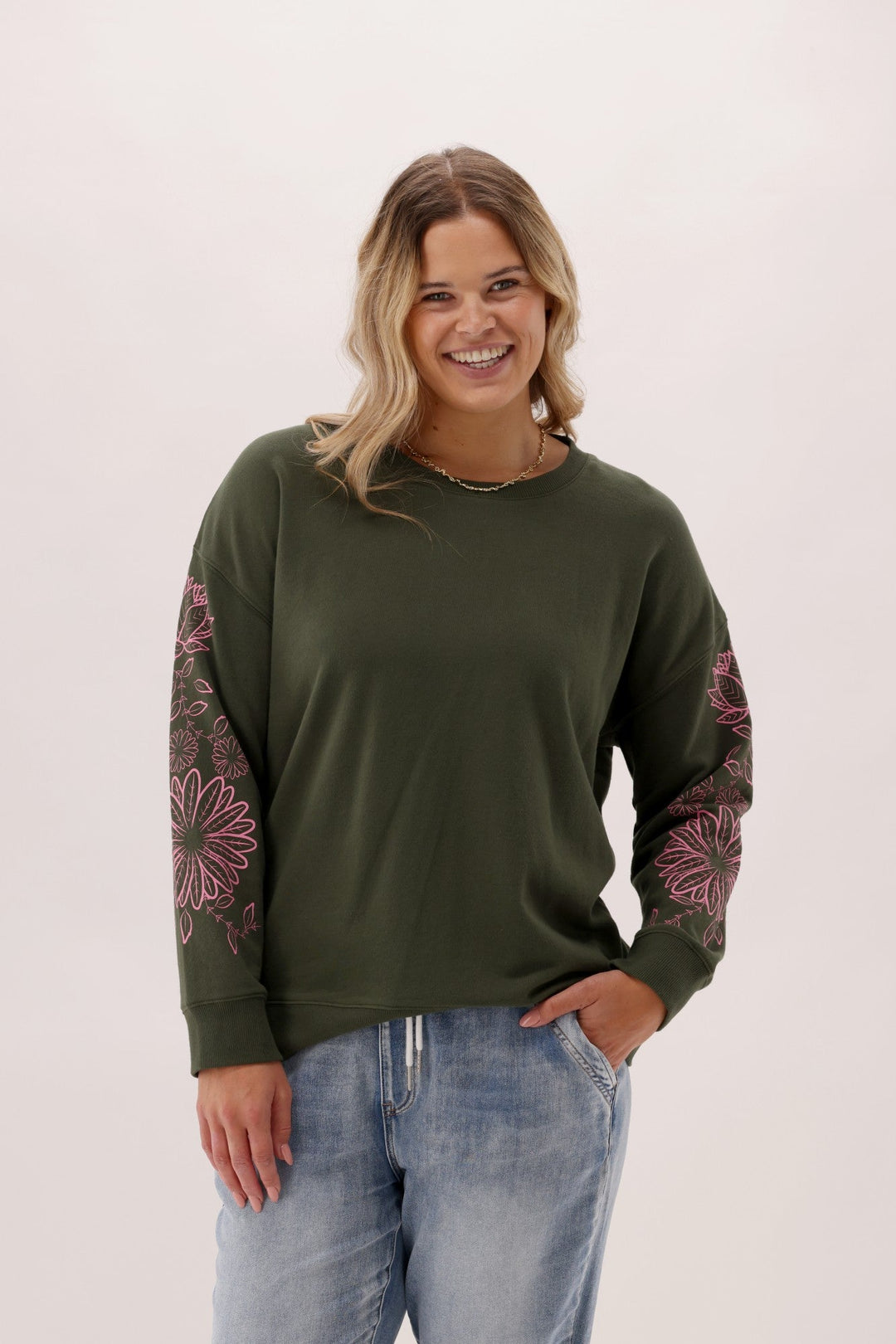 Label Phase Floral Print  Crew Olive