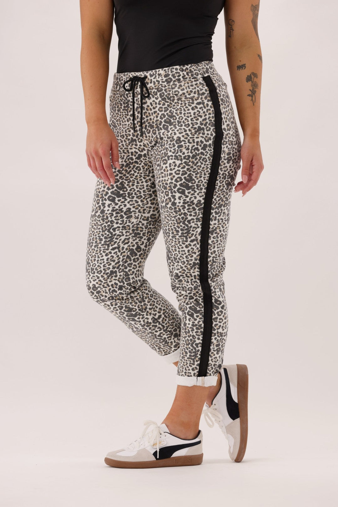 Label Raglan Jogger Animal Print