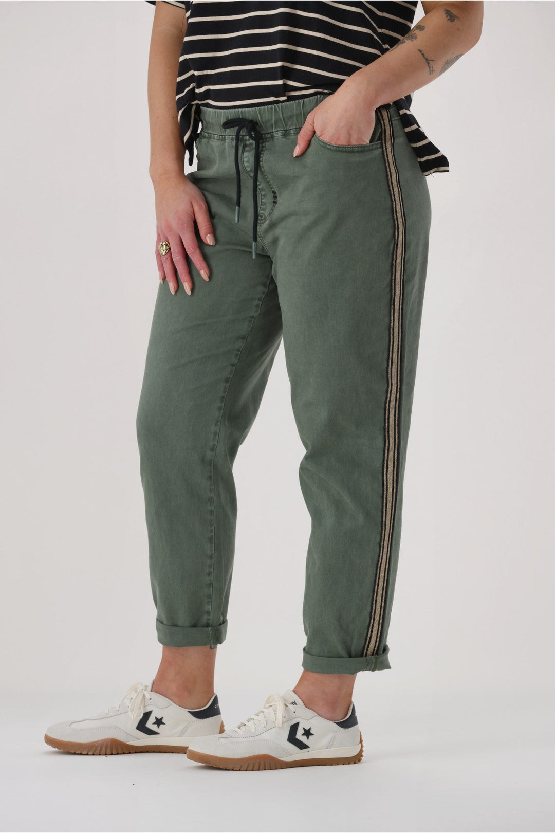 Label Raglan Jogger Khaki