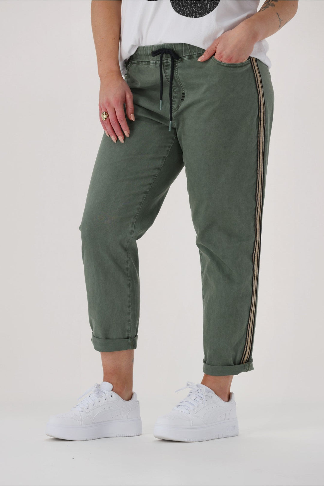 Label Raglan Jogger Khaki