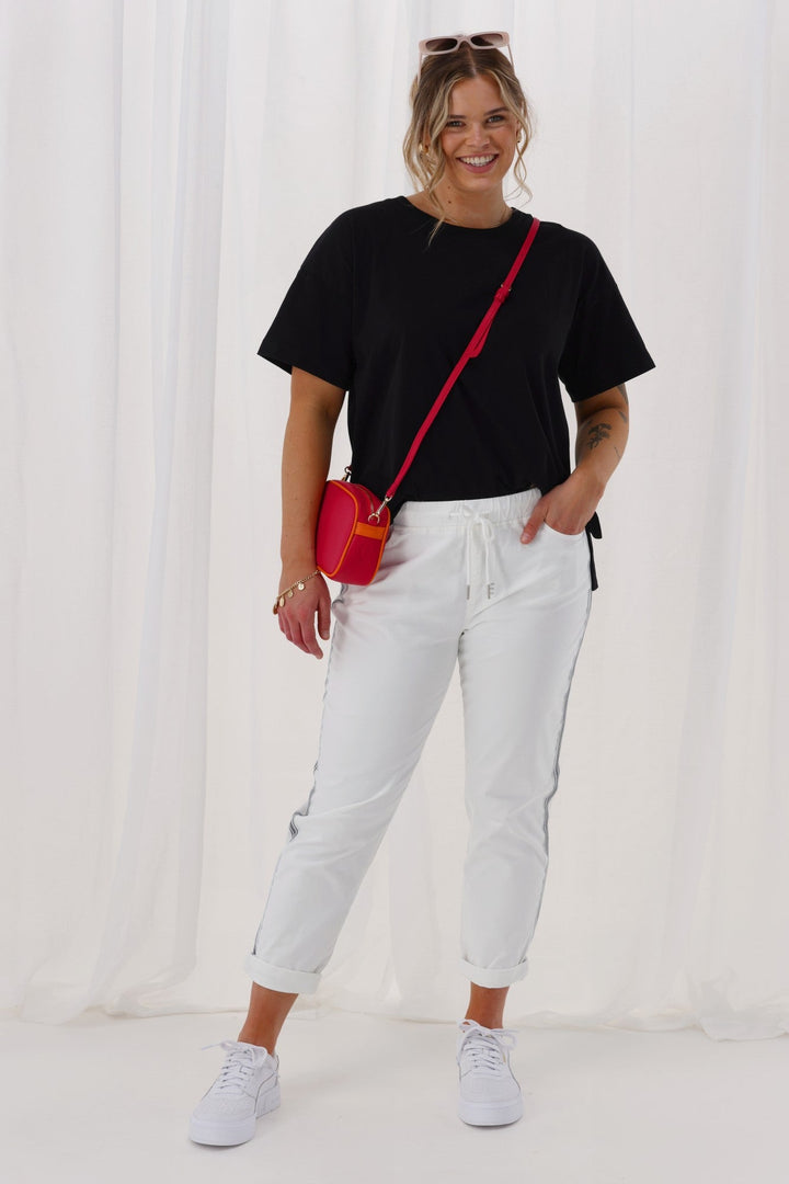 Label Raglan Jogger White
