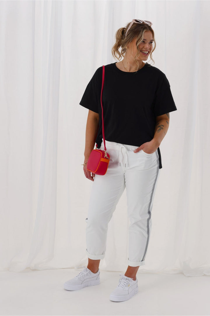 Label Raglan Jogger White
