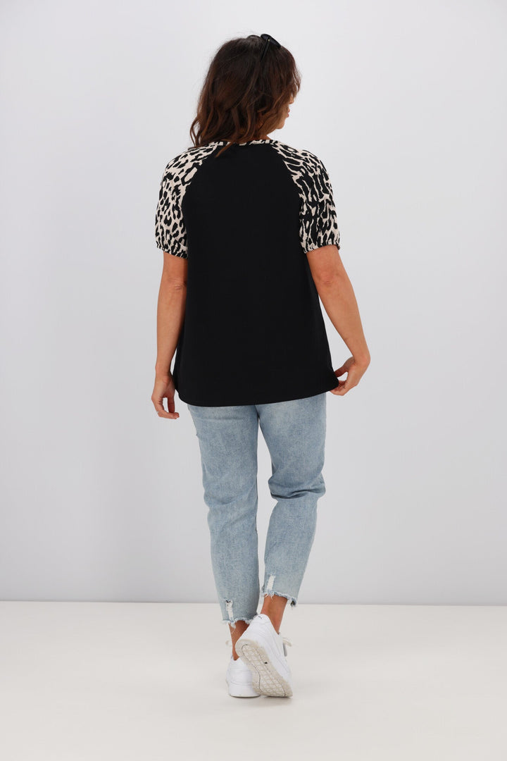 Label Sariah Animal Print Puff Sleeve Top Black