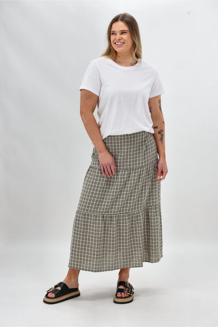 Label Siemina Tiered Skirt Black Natural Check