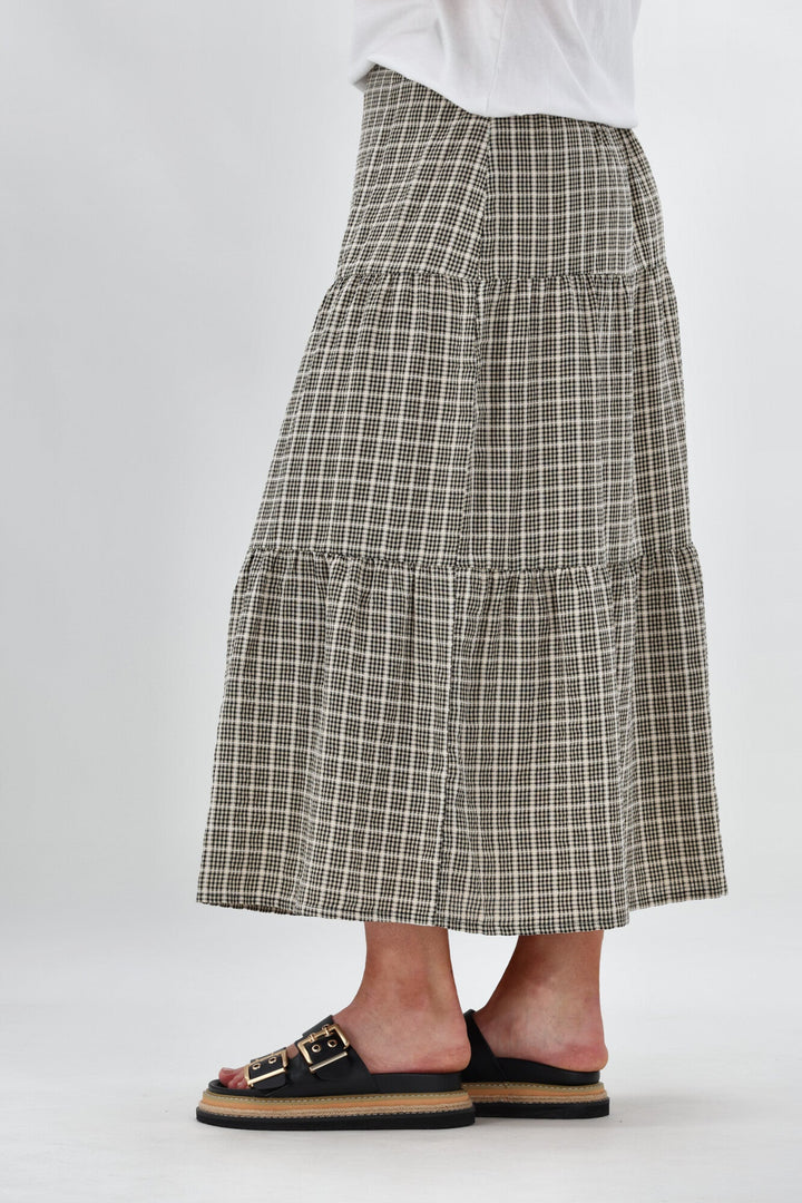 Label Siemina Tiered Skirt Black Natural Check