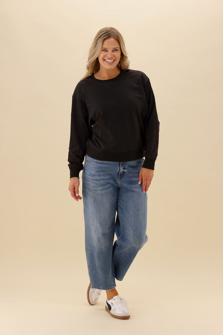 Label Summit Contrast Panel Crew Black
