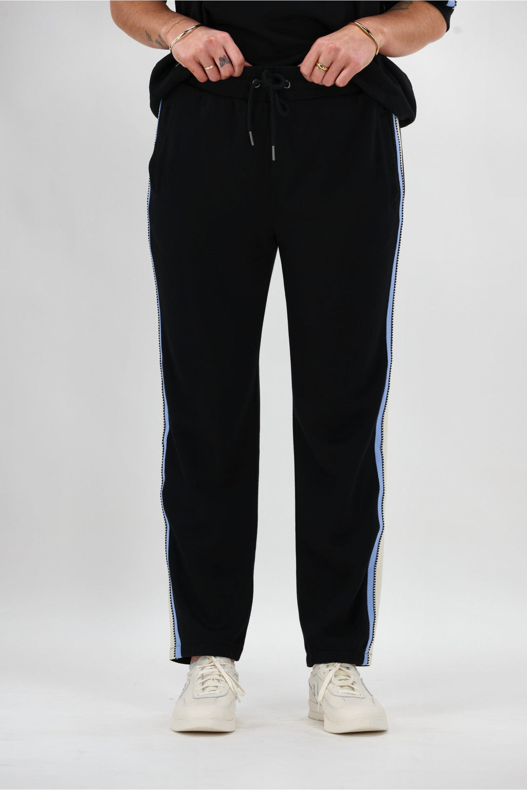 Label Sutton Track Pants Black