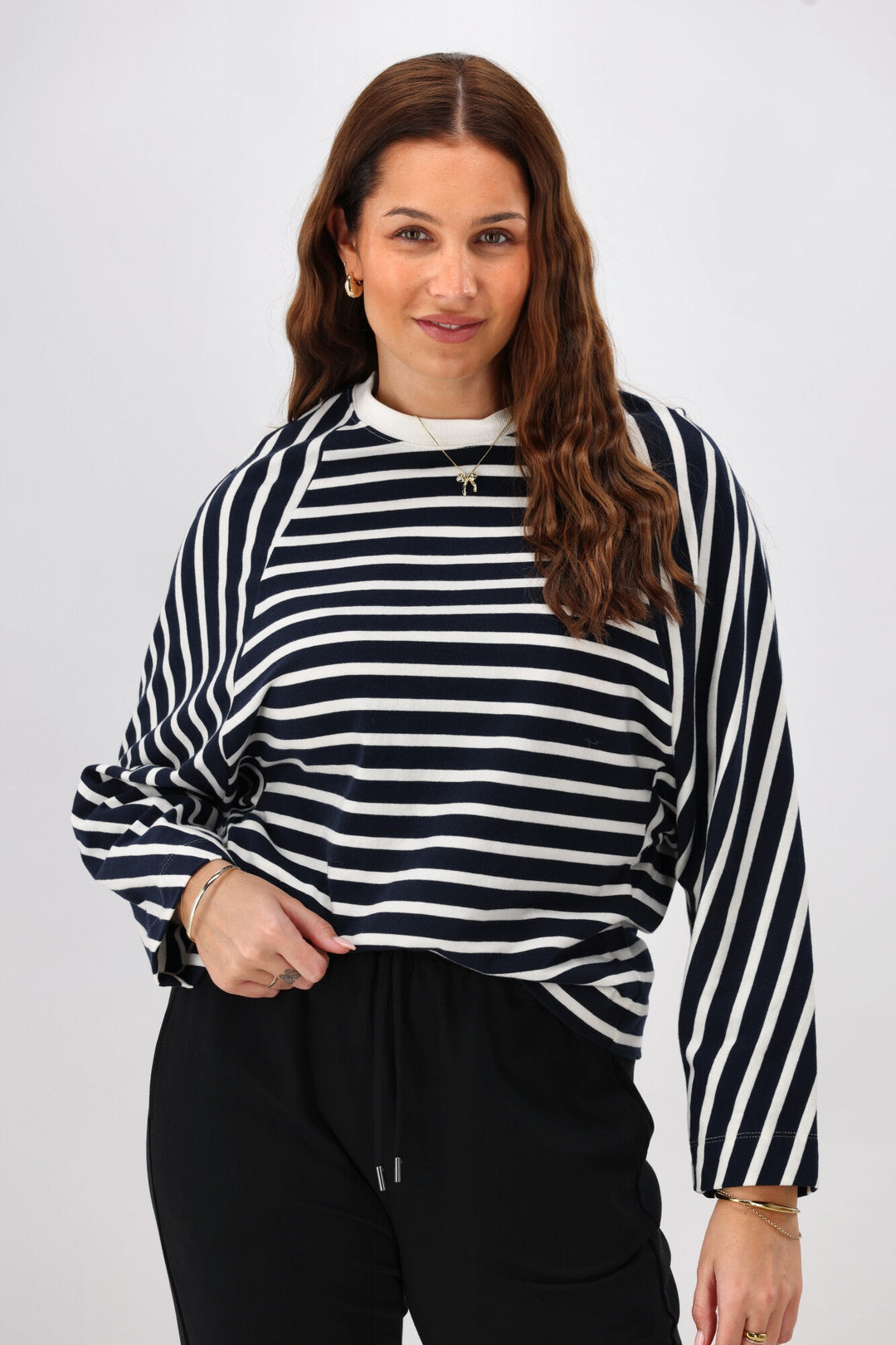 Label Tyra Stripe Raglan Top Midnight  Ivory