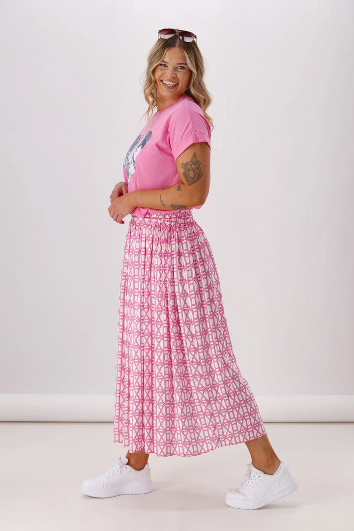 Label Yumi Skirt Pink White Geo