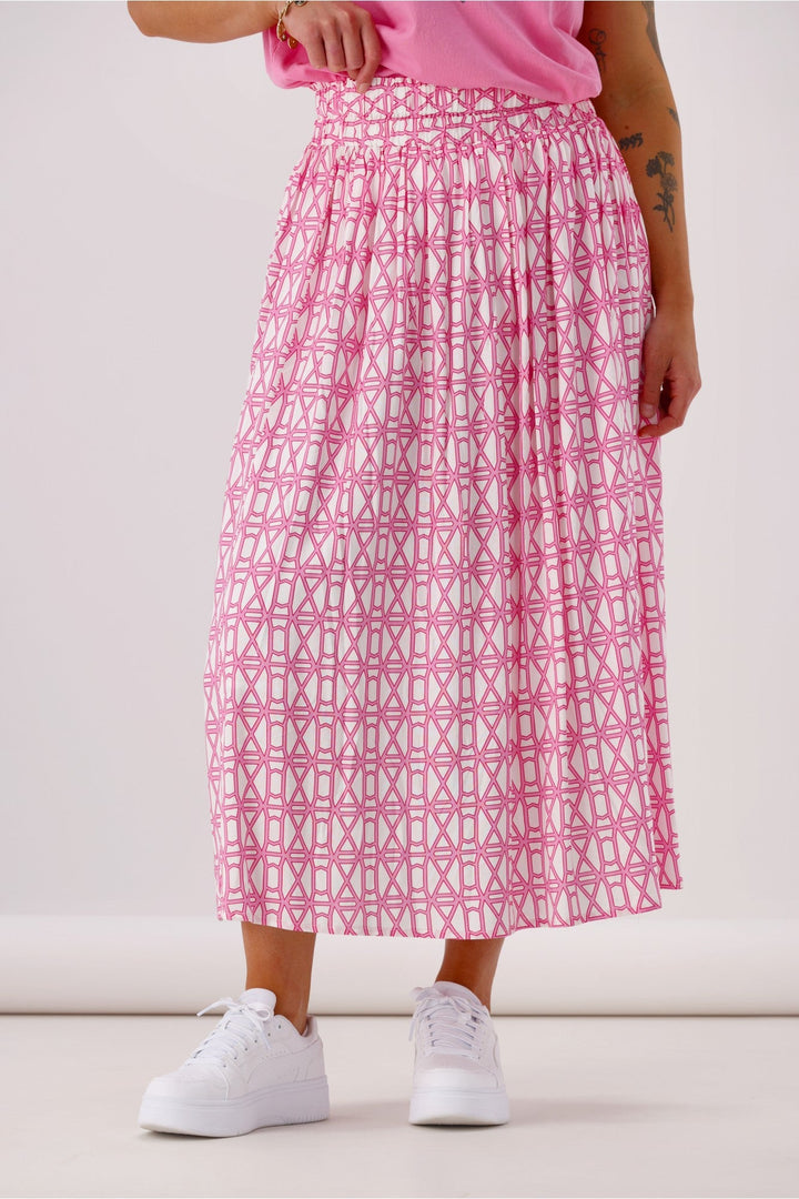 Label Yumi Skirt Pink White Geo
