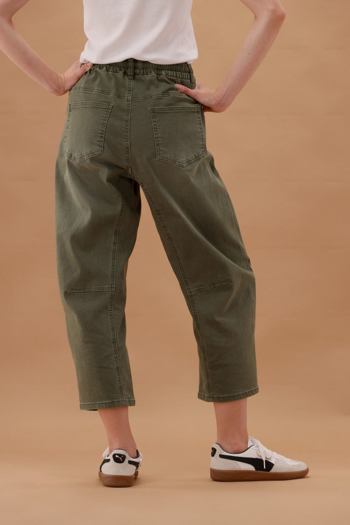 Wakee Barrel Jean Khaki